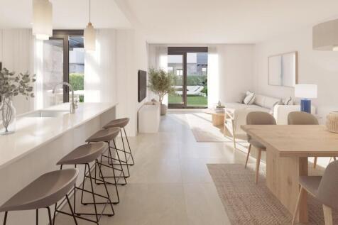 Kitchen and dining a