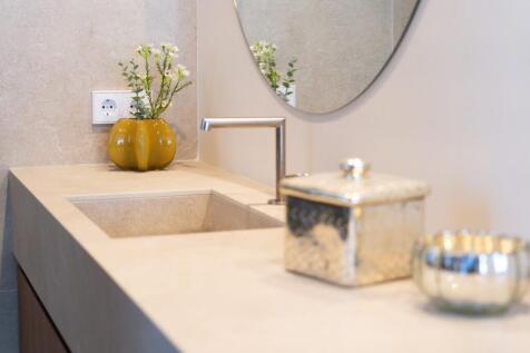 Bathroom (1)