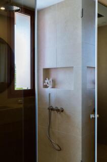 Bathroom (3)