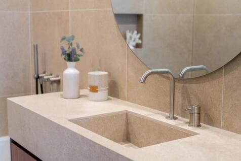 Bathroom (4)