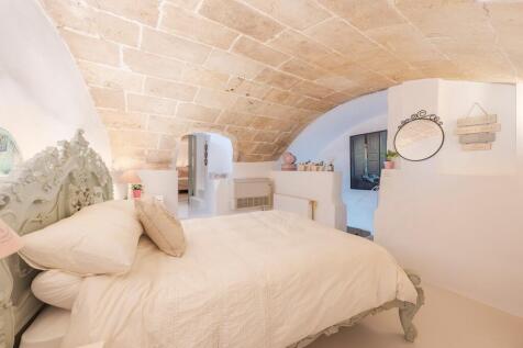 Bedroom (4)
