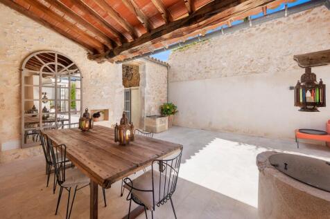 Covered Terrace