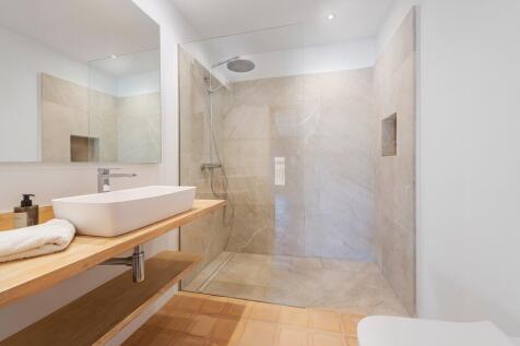 Bathroom (2)
