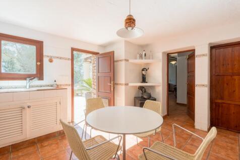 Kitchen (2)
