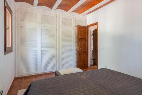 Bedroom (4)