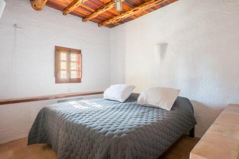 Bedroom (8)