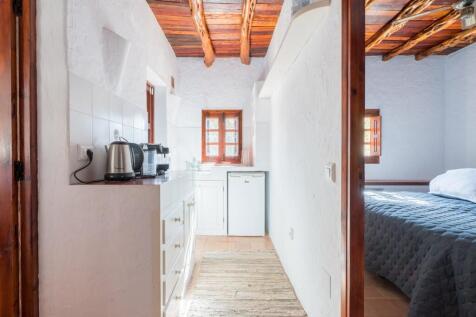 Guest House (4)