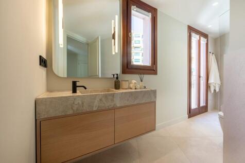 Bathroom (2)