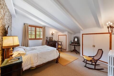 Bedroom (1)