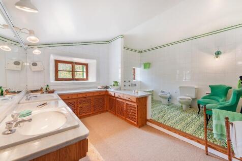 Bathroom (2)