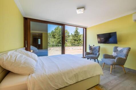 Bedroom (4)