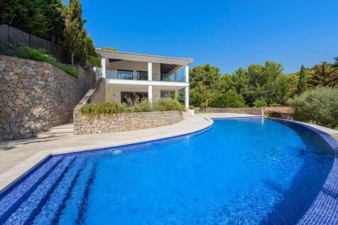 Exterior and Pool (3