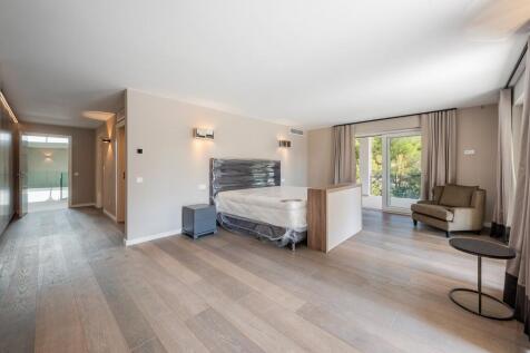 Bedroom (2)