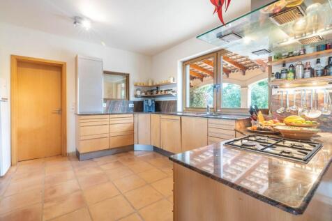 Kitchen (2)