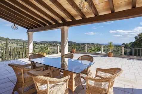Covered Terrace