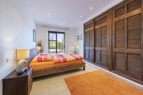 Bedroom (1)