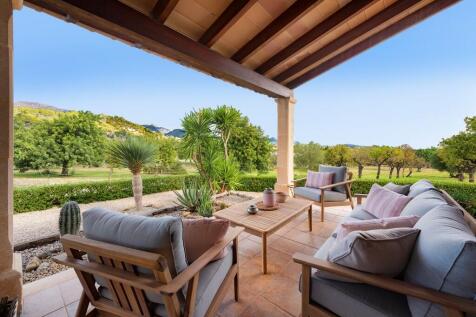 Covered Terrace