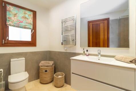 Bathroom (4)