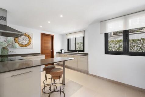 Kitchen (1)