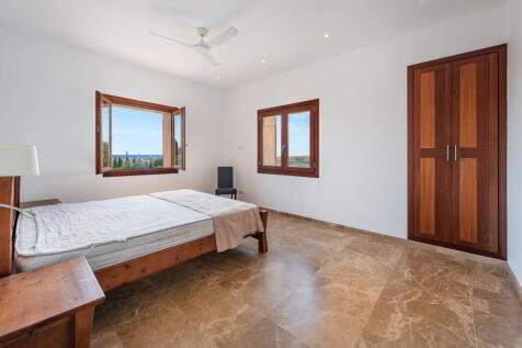 Bedroom (6)