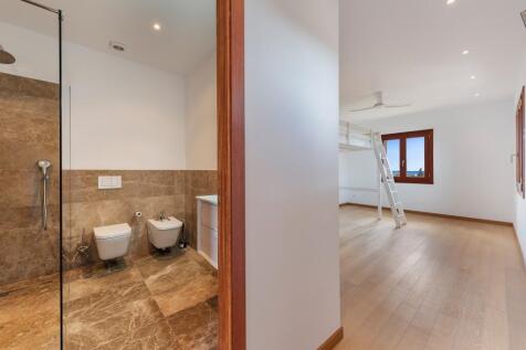 Bathroom (2)