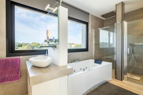Bathroom (3)