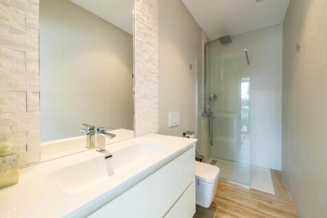 Bathroom (1)