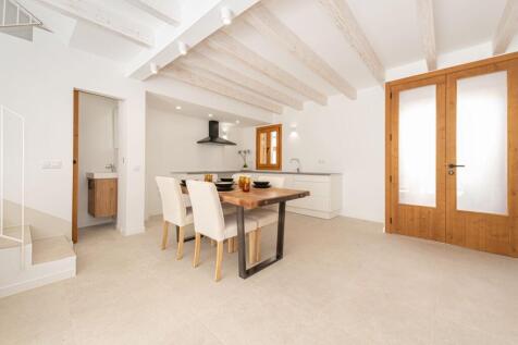 Dining (3)