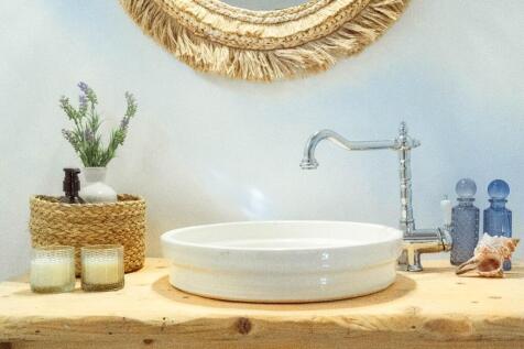 bathroom 2 resized
