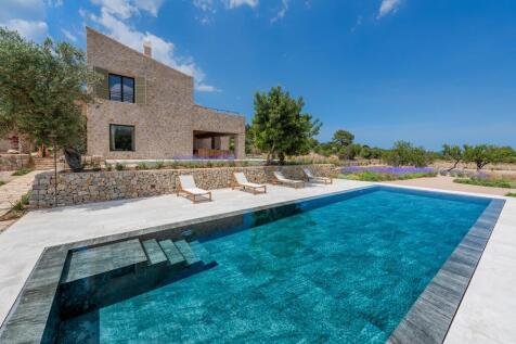 Exterior and Pool
