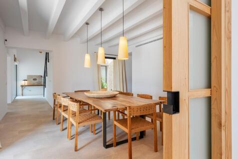 Dining (2)
