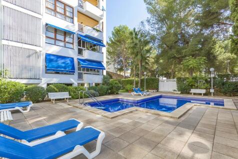 Community Pool (2)