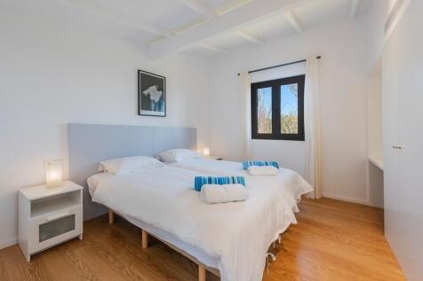 Bedroom (3)