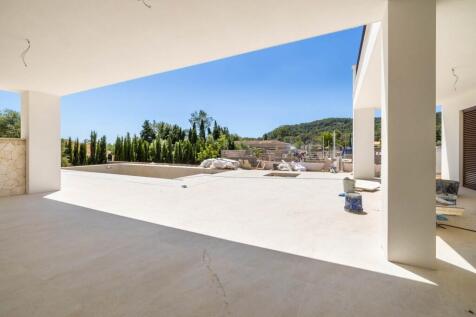 Covered Terrace