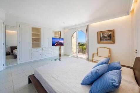 Bedroom (3)