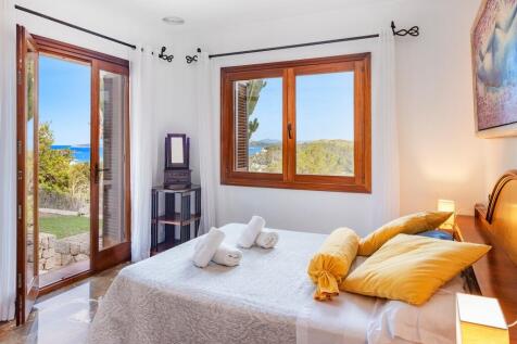 Bedroom (5)