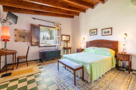 Bedroom (2)