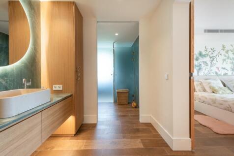 Bathroom (2)