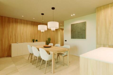Dining (1)