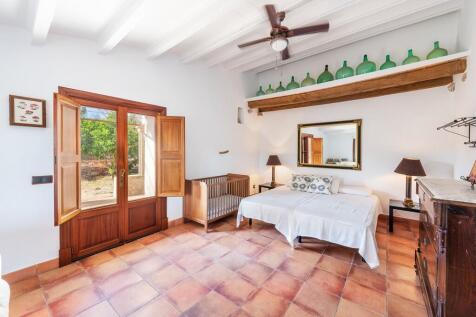 Bedroom (1)