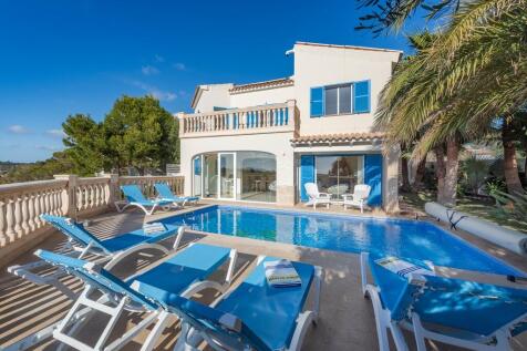 Pool and Exterior (2