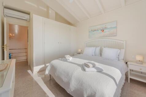Bedroom (3)