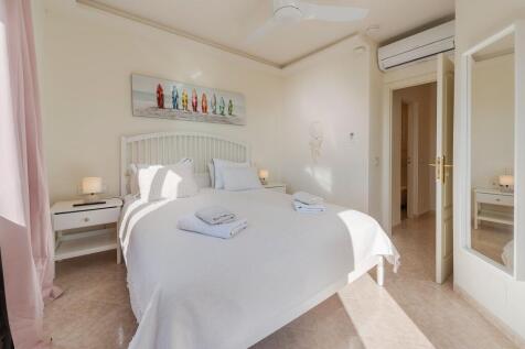 Bedroom (1)
