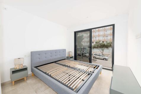 Bedroom (2)