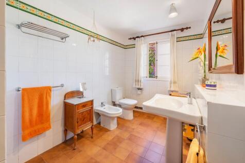 Bathroom (2)