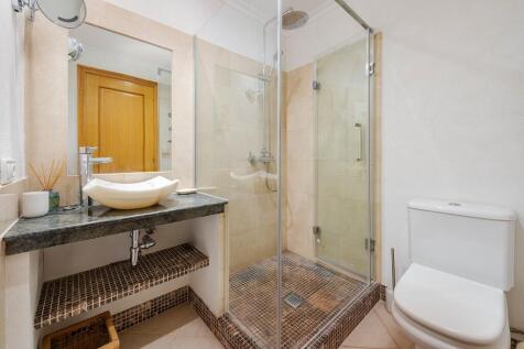 Bathroom (2)