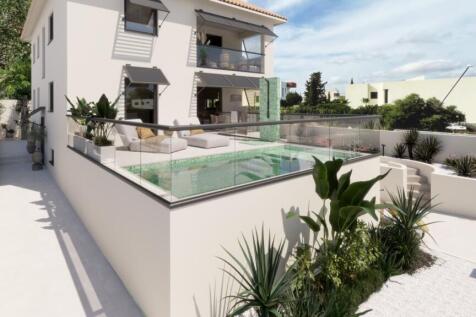 0_Outdoor_Pool_1