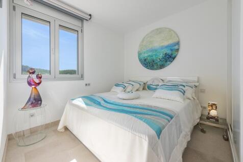 Bedroom (4)