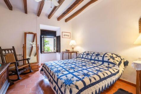Bedroom (1)