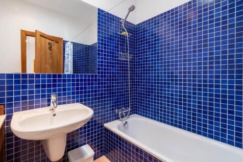 Bathroom (2)